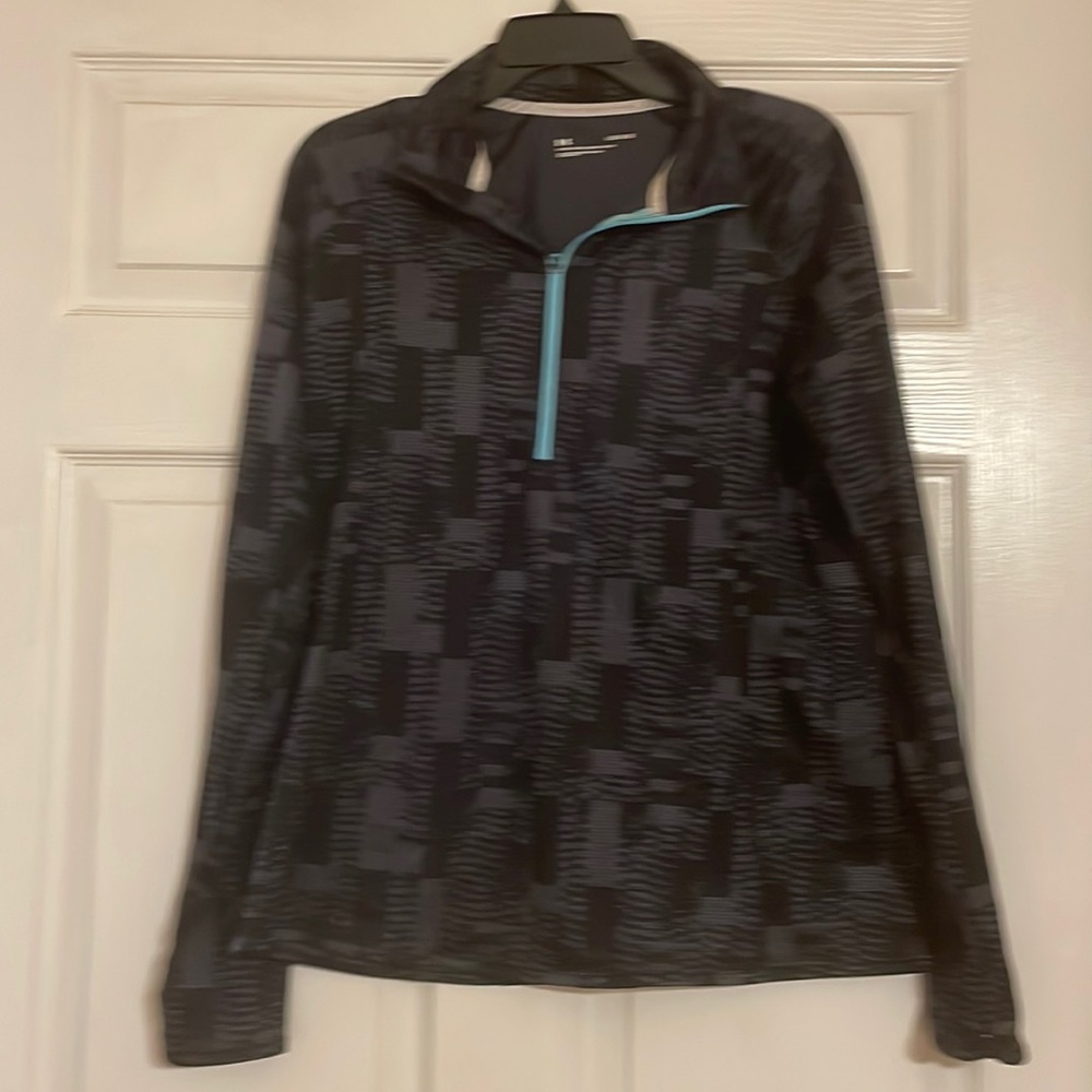 Under armour pullover fitted lightweight